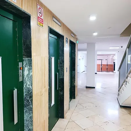 Апартаменты Tar9f - Nuevo, Reformado, Wifi, Smart Tv, Centro, Playa Торремолинос